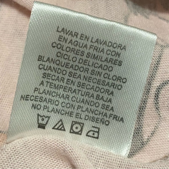 Tom and Jerry Graphic Tee, All Over Print, Pink, XL - Picture 5 of 8